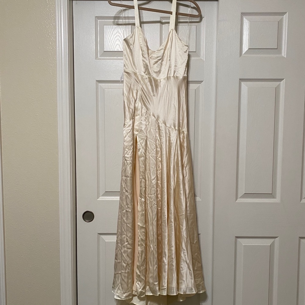 NWT 100% Silk Fame and Partners Sleeveless Dress with Train Size 6